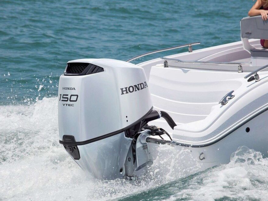 Intretinerea motorului outboard